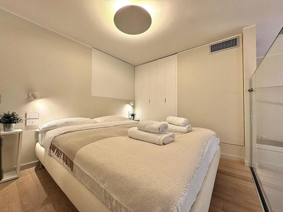 Apartment Loft Citylife - Casti 5 Milan Italy
