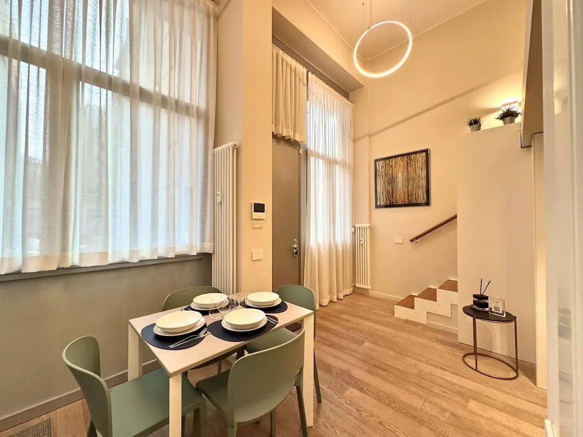 Loft Citylife - Casti 5 Milaan 0*,